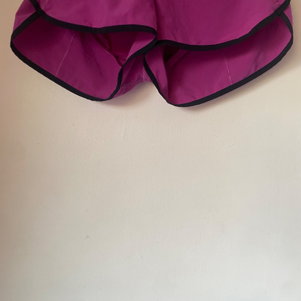 Lululemon 4 Speed Short. - Picture 11 of 11